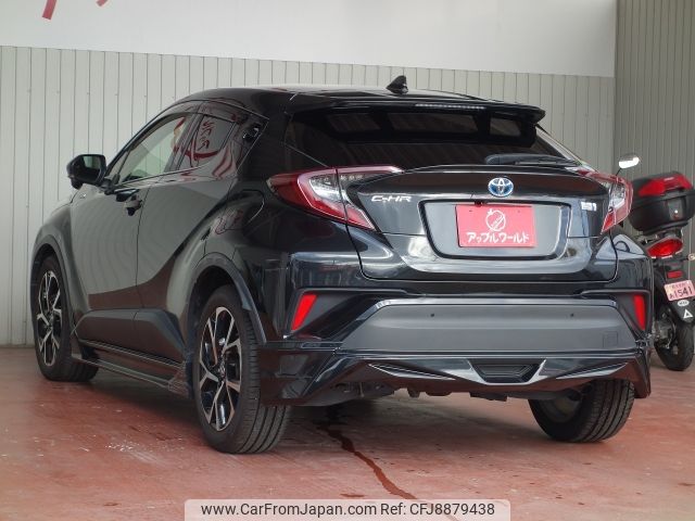 toyota c-hr 2018 -TOYOTA--C-HR DAA-ZYX10--ZYX10-2142150---TOYOTA--C-HR DAA-ZYX10--ZYX10-2142150- image 2