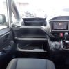 toyota noah 2020 -TOYOTA--Noah DBA-ZRR80G--ZRR80-0613045---TOYOTA--Noah DBA-ZRR80G--ZRR80-0613045- image 26