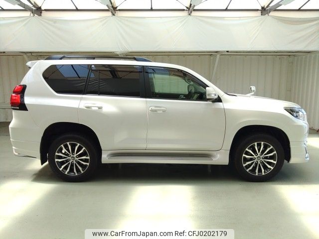 toyota land-cruiser-prado 2020 ENHANCEAUTO_1_ea287790 image 2