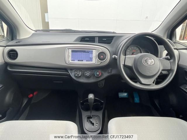toyota vitz 2013 CFJ1723497 image 2