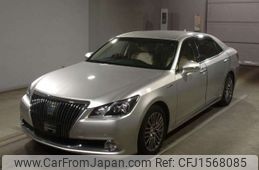 toyota crown-majesta 2014 CFJ1568085