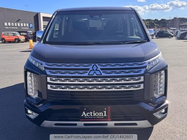 mitsubishi delica-d5 2023 520 image 2