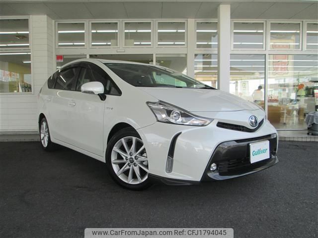 toyota prius-α 2016 CFJ1794045 image 1