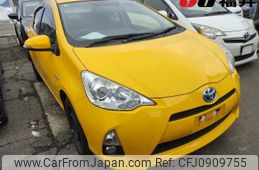 toyota aqua 2014 -TOYOTA--AQUA NHP10--2358543---TOYOTA--AQUA NHP10--2358543-