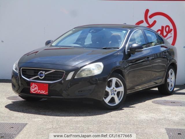 volvo s60 2013 CFJ1677665 image 1