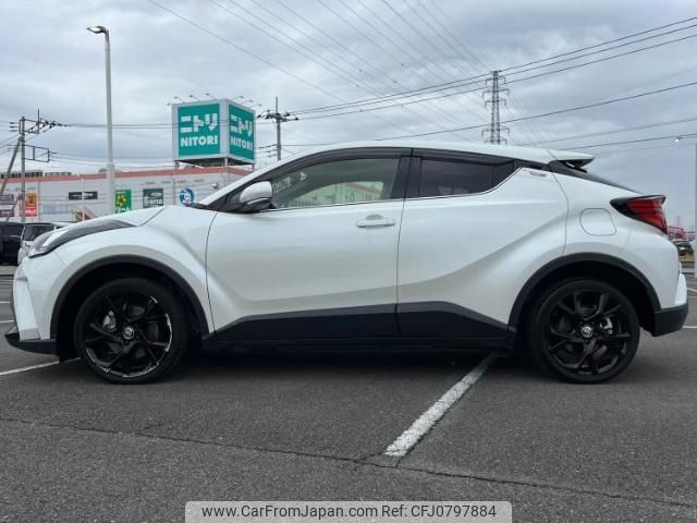 toyota c-hr 2020 quick_quick_6AA-ZYX11_ZYX11-2025701 image 2