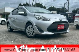 toyota aqua 2017 CFJ1563165