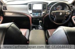 toyota crown 2014 504928-927302