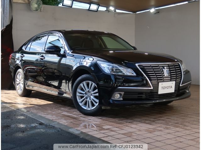 toyota crown 2015 -TOYOTA--Crown DAA-AWS211--AWS211-6005261---TOYOTA--Crown DAA-AWS211--AWS211-6005261- image 1