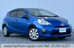 toyota aqua 2013 -TOYOTA--AQUA DAA-NHP10--NHP10-2266810---TOYOTA--AQUA DAA-NHP10--NHP10-2266810-