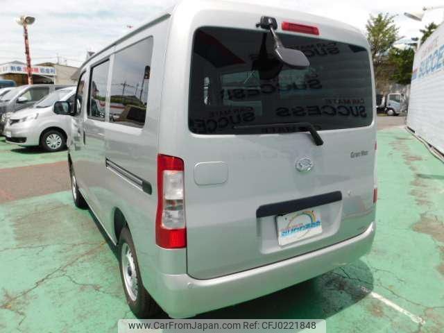 daihatsu daihatsu-others 2024 -DAIHATSU 【川口 400ｽ2173】--ｸﾞﾗﾝﾏｯｸｽｶｰｺﾞ S403V--0000801---DAIHATSU 【川口 400ｽ2173】--ｸﾞﾗﾝﾏｯｸｽｶｰｺﾞ S403V--0000801- image 2