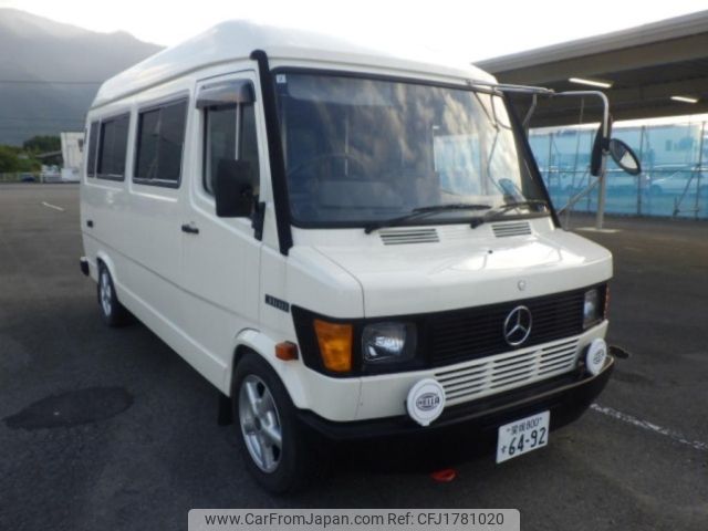 mercedes-benz mercedes-benz-others 1993 CFJ1781020 image 1