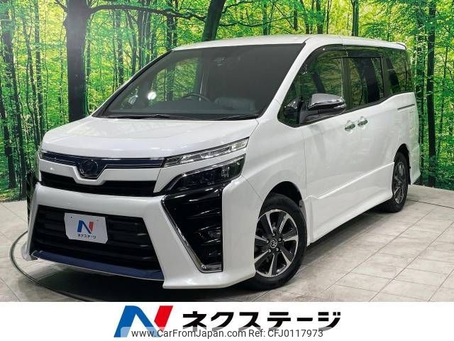 toyota voxy 2018 -TOYOTA--Voxy DBA-ZRR80W--ZRR80-0422672---TOYOTA--Voxy DBA-ZRR80W--ZRR80-0422672- image 1