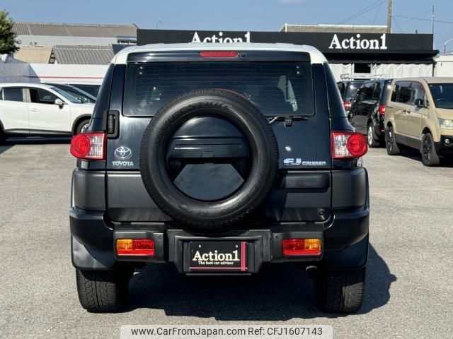 toyota fj-cruiser 2011 CFJ1607143 image 2