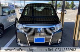 toyota esquire 2015 CFJ1853983