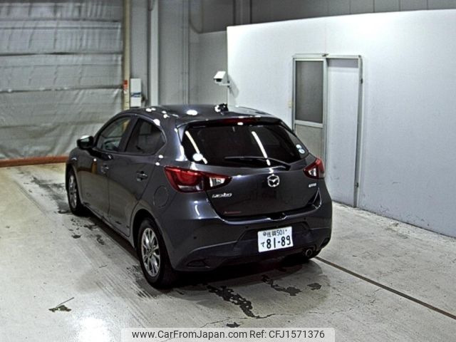 mazda demio 2017 CFJ1571376 image 2