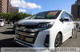 toyota noah 2018 -TOYOTA 【名変中 】--Noah ZRR80W--0403740---TOYOTA 【名変中 】--Noah ZRR80W--0403740-