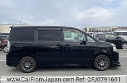 toyota voxy 2008 NIKYO_KK93410