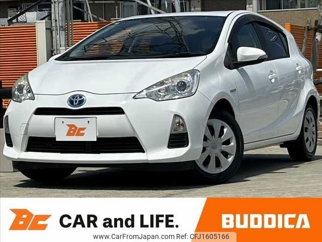 toyota aqua 2014 CFJ1605166 image 1