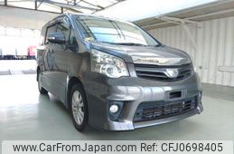 toyota noah 2013 ENHANCEAUTO_1_ea293954