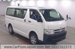 toyota regiusace-van 2012 CFJ1702315