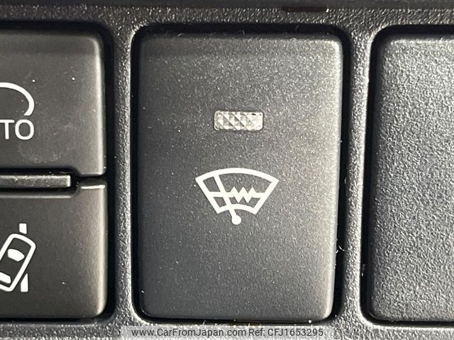 toyota voxy 2019 CFJ1653295 image 2