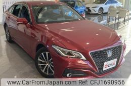 toyota crown 2019 CFJ1690956