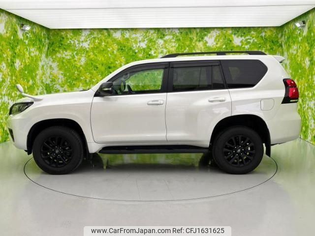 toyota land-cruiser-prado 2023 CFJ1631625 image 2