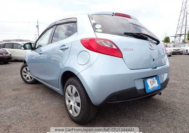 mazda demio 2010 646828-N2025060296F-27 image 2