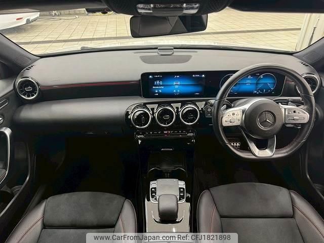 mercedes-benz a-class 2019 CFJ1821898 image 2
