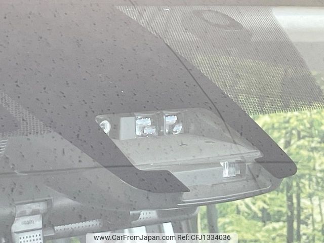 toyota voxy 2016 -TOYOTA--Voxy DAA-ZWR80W--ZWR80-0231988---TOYOTA--Voxy DAA-ZWR80W--ZWR80-0231988- image 2