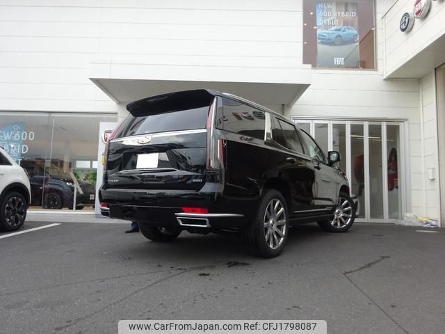 cadillac escalade 2024 CFJ1798087 image 2