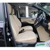 toyota noah 2017 -TOYOTA--Noah DBA-ZRR80G--ZRR80-0331733---TOYOTA--Noah DBA-ZRR80G--ZRR80-0331733- image 17