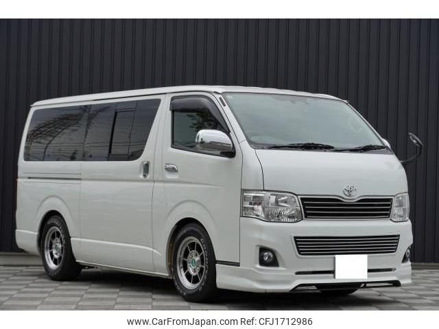 toyota hiace-van 2011 CFJ1712986 image 1