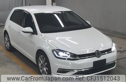 volkswagen golf 2018 CFJ1512043