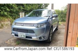 mitsubishi outlander-phev 2015 CFJ1586193