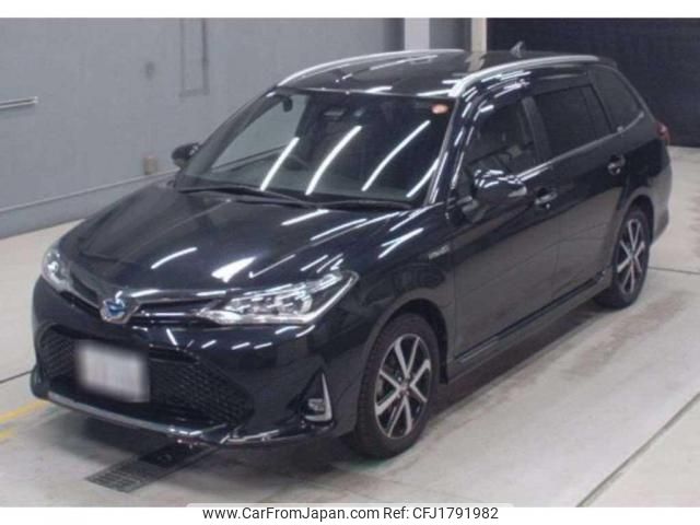 toyota corolla-fielder 2018 CFJ1791982 image 1