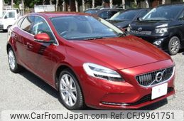 volvo v40 2017 -VOLVO--Volvo V40 MB4154T--2434022---VOLVO--Volvo V40 MB4154T--2434022-