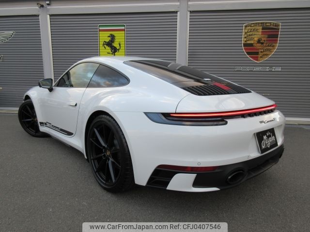 porsche 911 2023 CFJ0407546 image 2