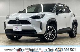 toyota yaris-cross 2023 -TOYOTA--Yaris Cross 5BA-MXPB10--MXPB10-3035384---TOYOTA--Yaris Cross 5BA-MXPB10--MXPB10-3035384-