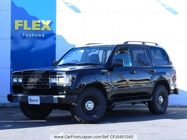 toyota land-cruiser-wagon 2003 -TOYOTA--Land Cruiser Wagon GH-UZJ100W--UZJ100-0148016---TOYOTA--Land Cruiser Wagon GH-UZJ100W--UZJ100-0148016- image 1