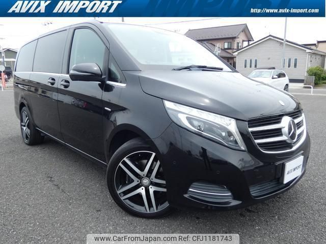 mercedes-benz v-class 2016 quick_quick_447811_WDF44781323196402 image 1