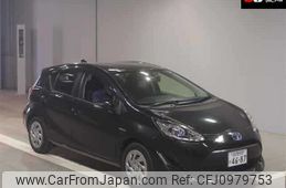 toyota aqua 2017 CFJ0979753