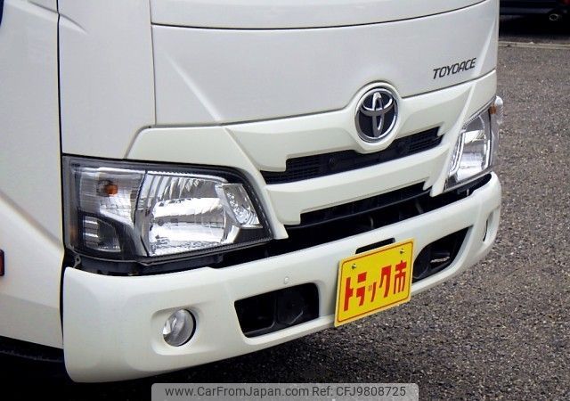 toyota dyna-truck 2018 REALMOTOR_N9024030061F-90 image 2