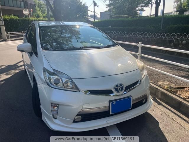 toyota prius-phv 2012 CFJ1569191 image 2