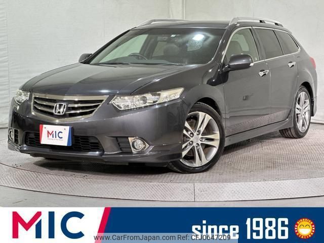 honda accord-tourer 2011 quick_quick_CW2_CW2-1100452 image 1