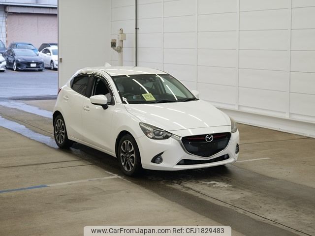 mazda demio 2016 CFJ1829483 image 1