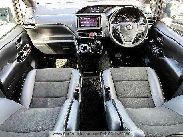 toyota noah 2021 CFJ1653980 image 1