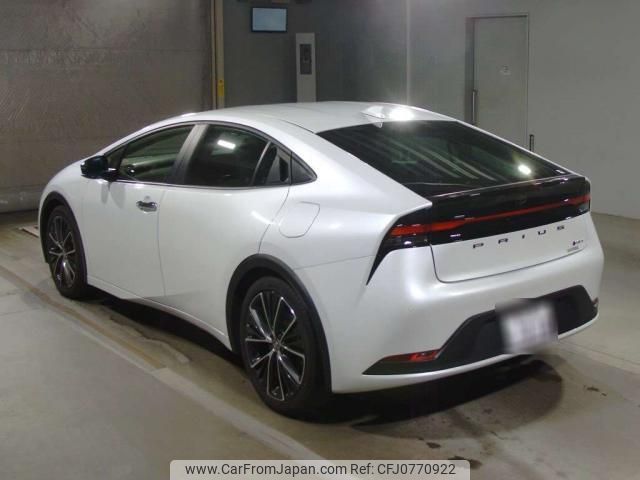 toyota prius 2023 quick_quick_6AA-MXWH60_MXWH60-4007886 image 2