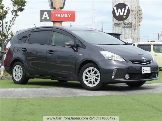 toyota prius-α 2013 CFJ1860492 image 1